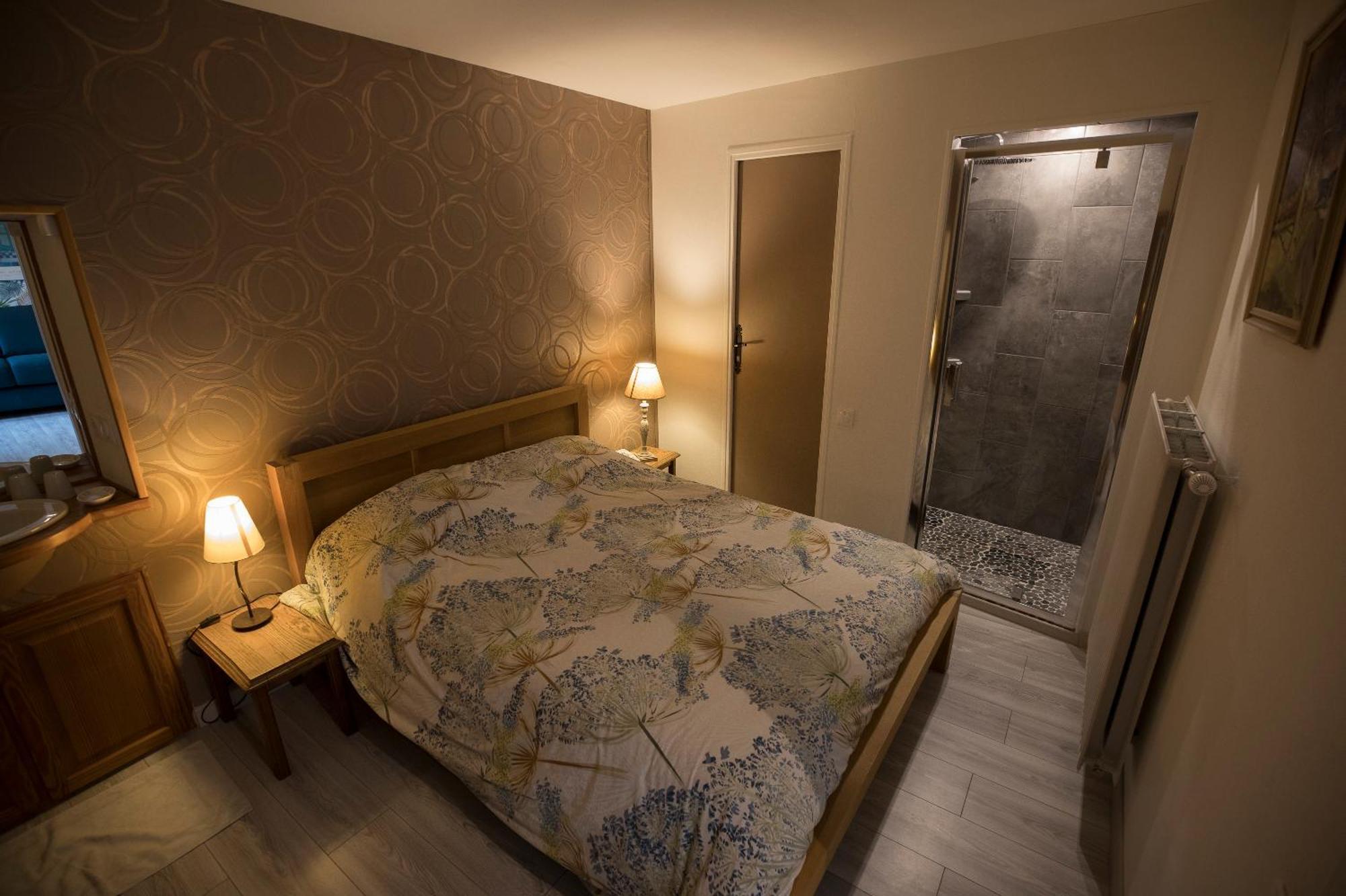 Agreable Logement Independant Avec Veranda Vienne  Exteriér fotografie