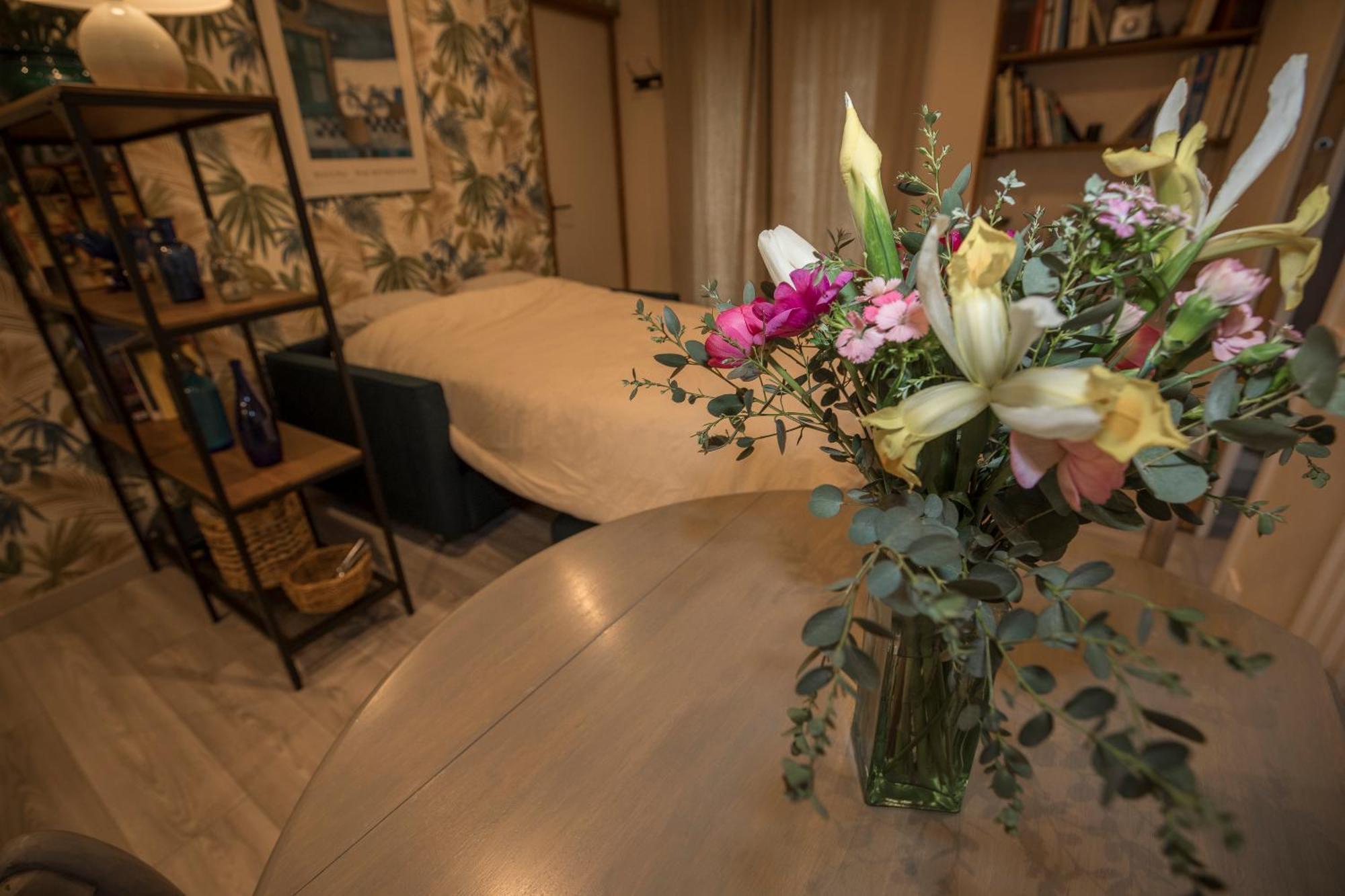 Agreable Logement Independant Avec Veranda Vienne  Exteriér fotografie